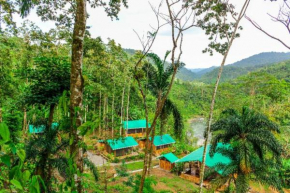  Pacuare Outdoor Center  Turrialba